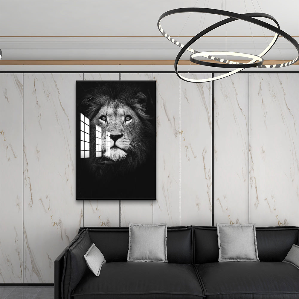 Regal Gaze – Glass Art